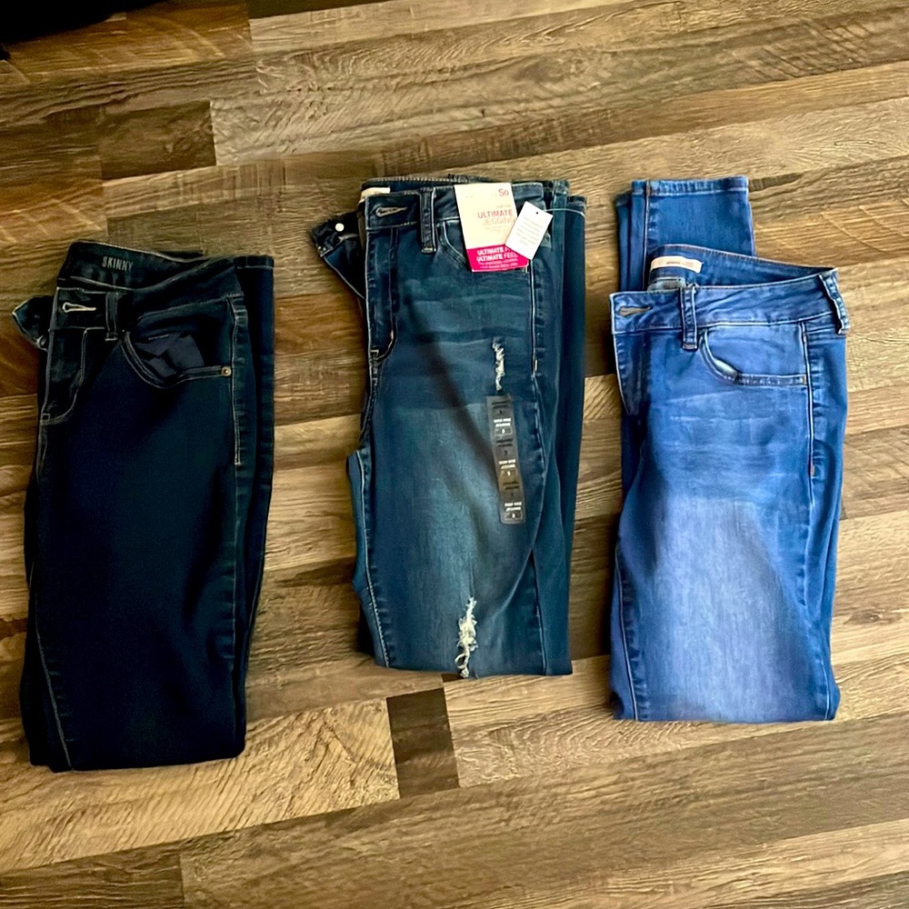 3 pairs Junior Jeans Sz 9 one new with tags.